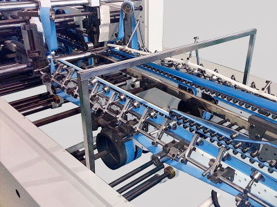 Choosing-and-Safely--Using-a-Folder-Gluer
